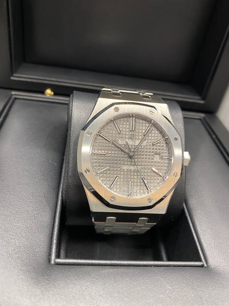 Audemars Piguet Royal Oak Selfwinding Chronograph – Elite HNW - High End  Watches, Jewellery & Art Boutique