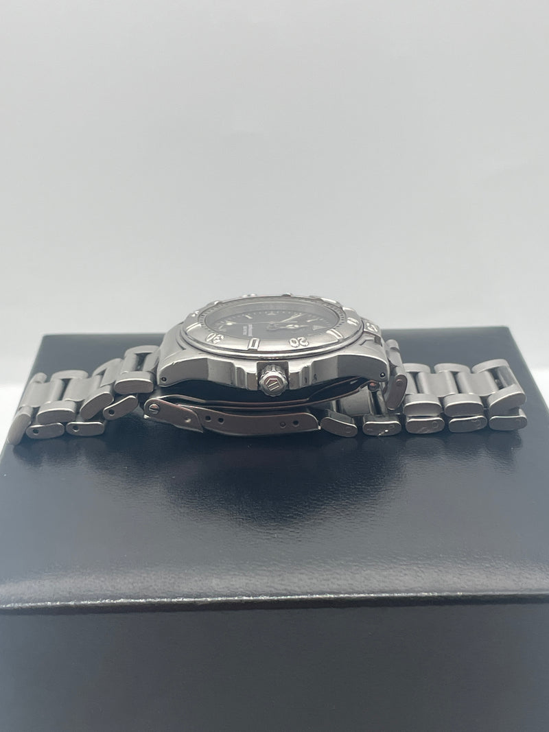 Tag Heuer Professional 200m