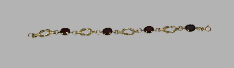 9ct Yellow Gold Garnet Bracelet