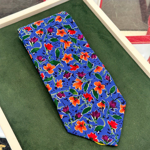 Yves Saint-Laurent tie