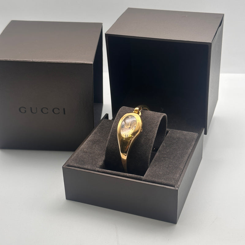 GUCCI Gold Floral Horsebit Bangle Watch