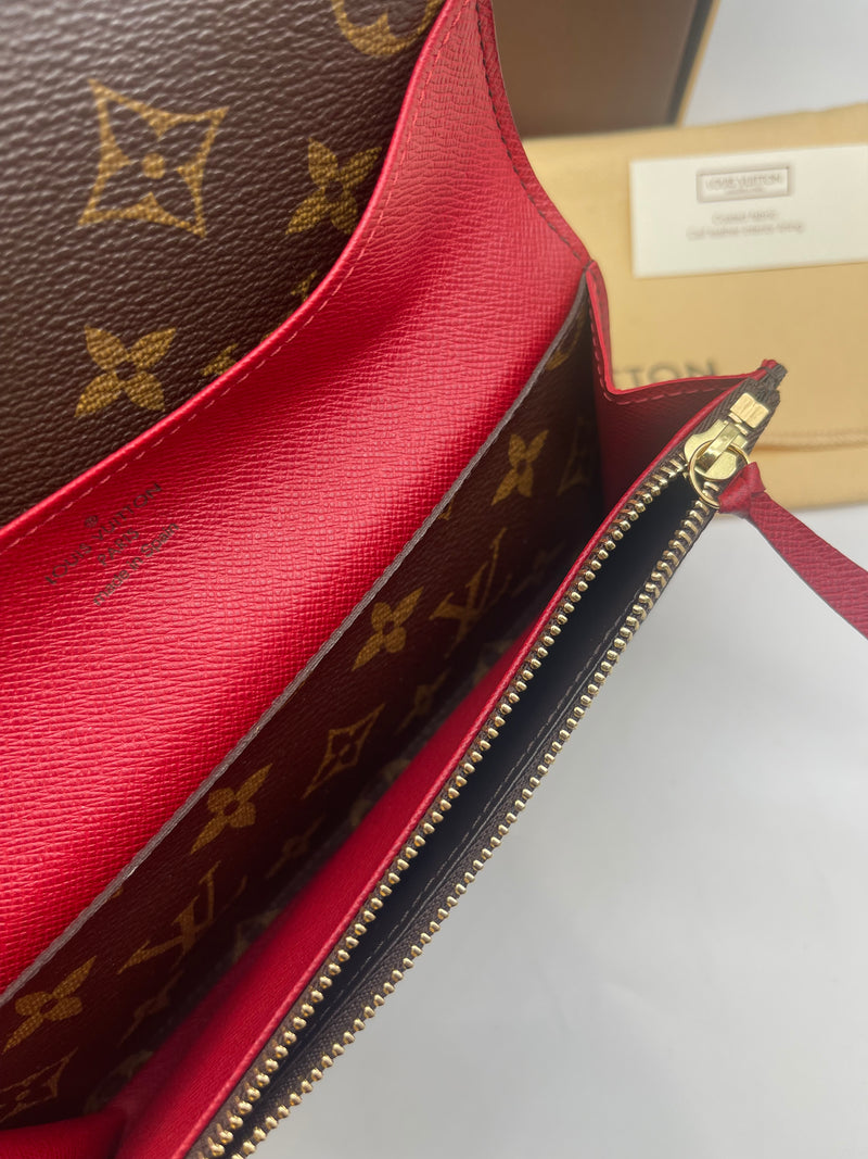 Louis Vuitton Sarah Wallet