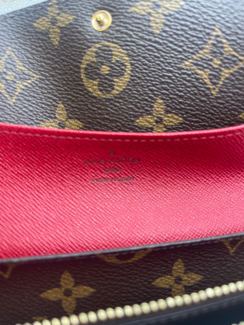 Louis Vuitton Sarah Wallet