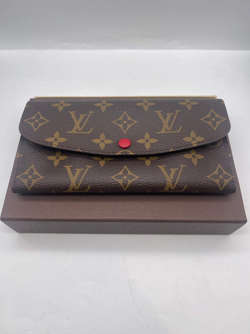 Louis Vuitton Sarah Wallet