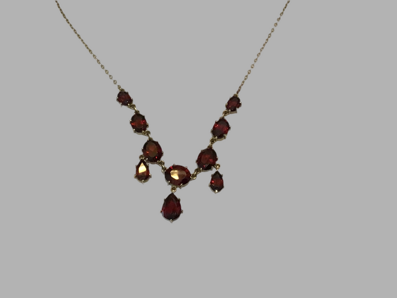 9ct Yellow Gold Garnet Necklace