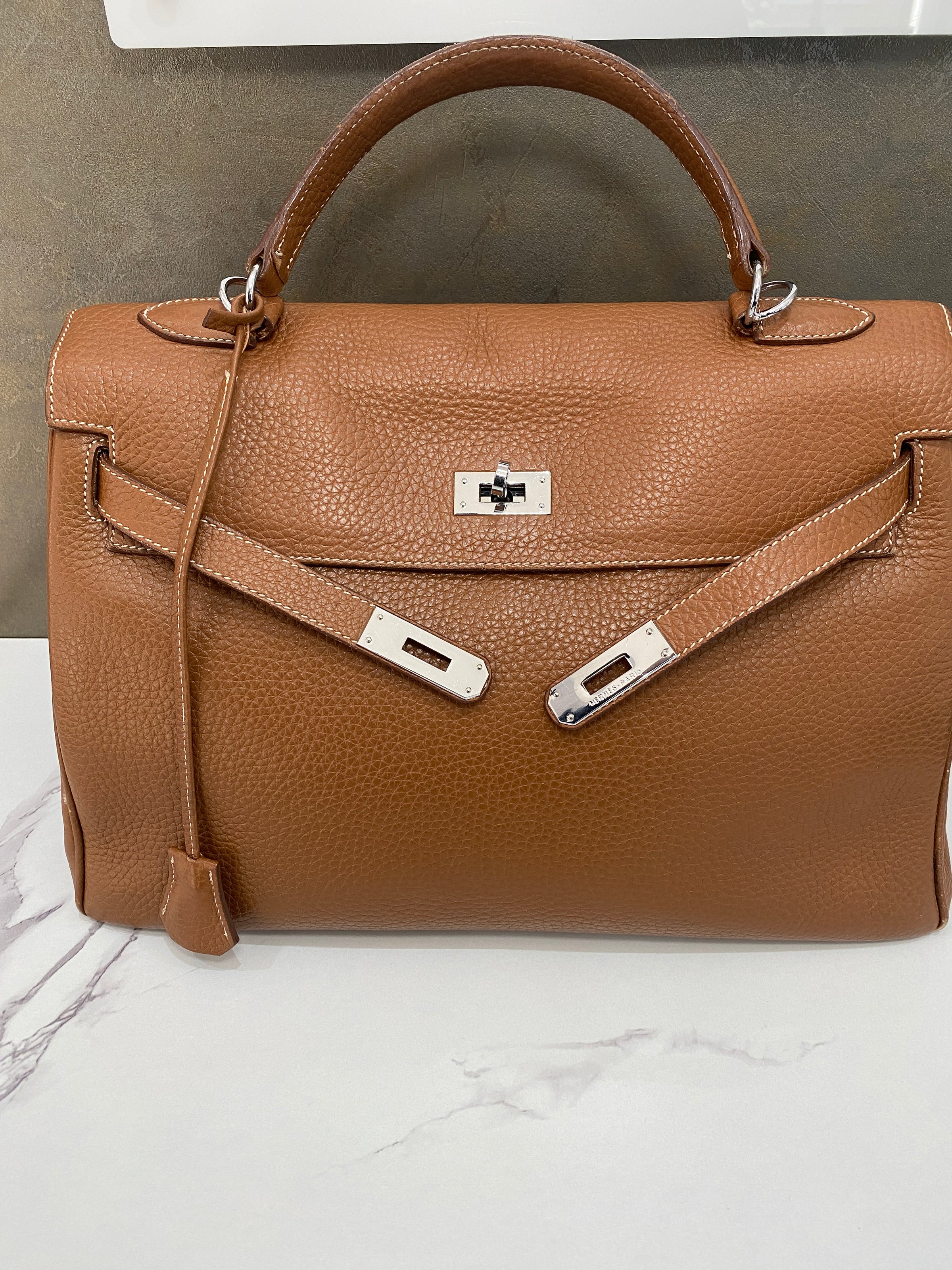 Hermes Vintage Brown Leather Kelly 35 Retourne Bag Handbag