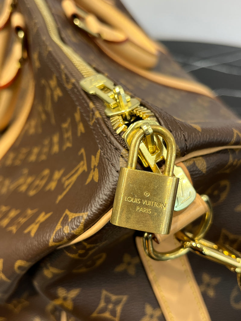 Louis Vuitton 'Keepall' Travel Bag