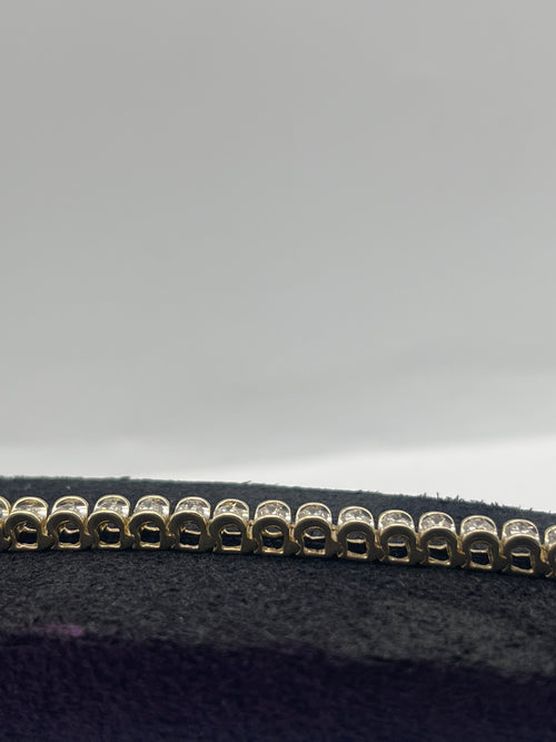 14ct Yellow Gold Diamond Line Bracelet