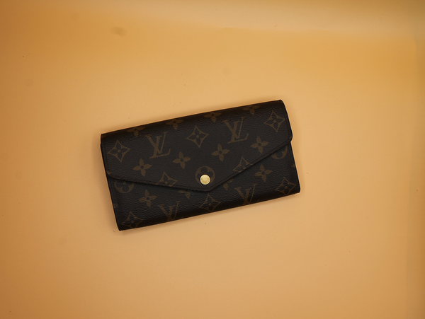 sharing my LV Sarah wallet : r/Louisvuitton