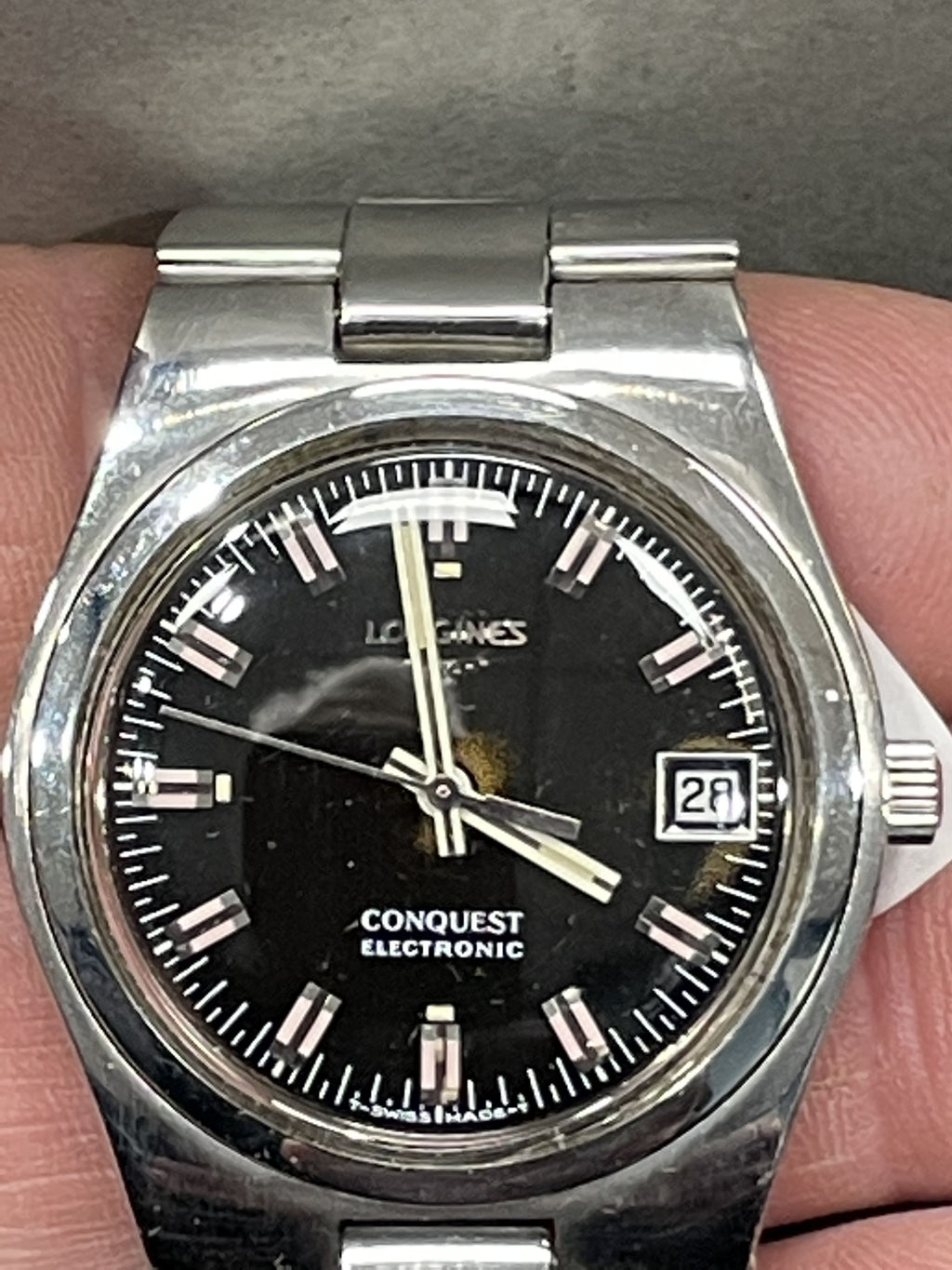 Longines hot sale conquest electronic