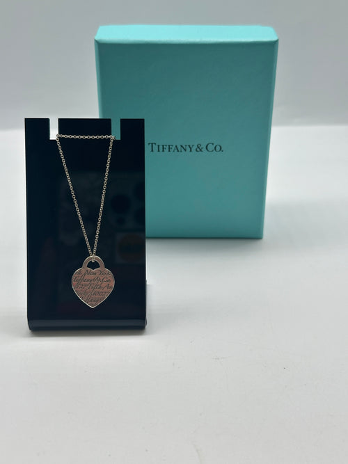 Tiffany Notes 727 Fifth Avenue Heart Necklace