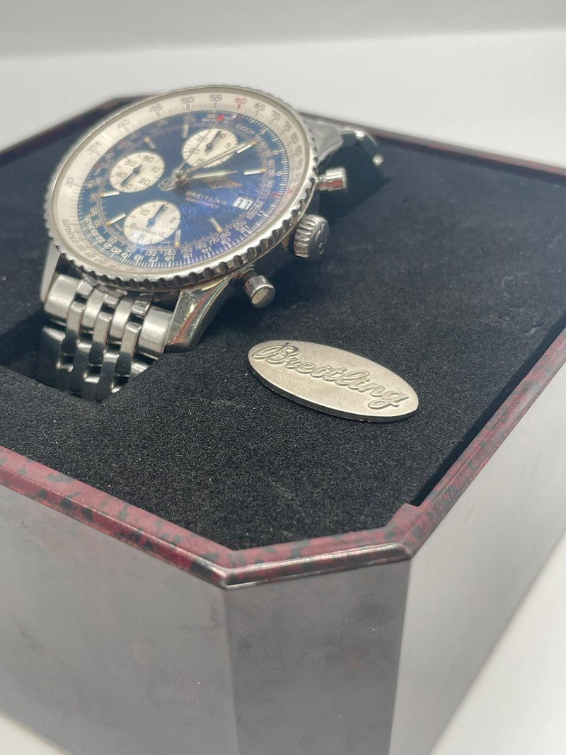 Breitling Navitimer