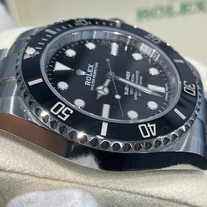 Rare Discontinued Rolex Submariner 114060  Non-Date